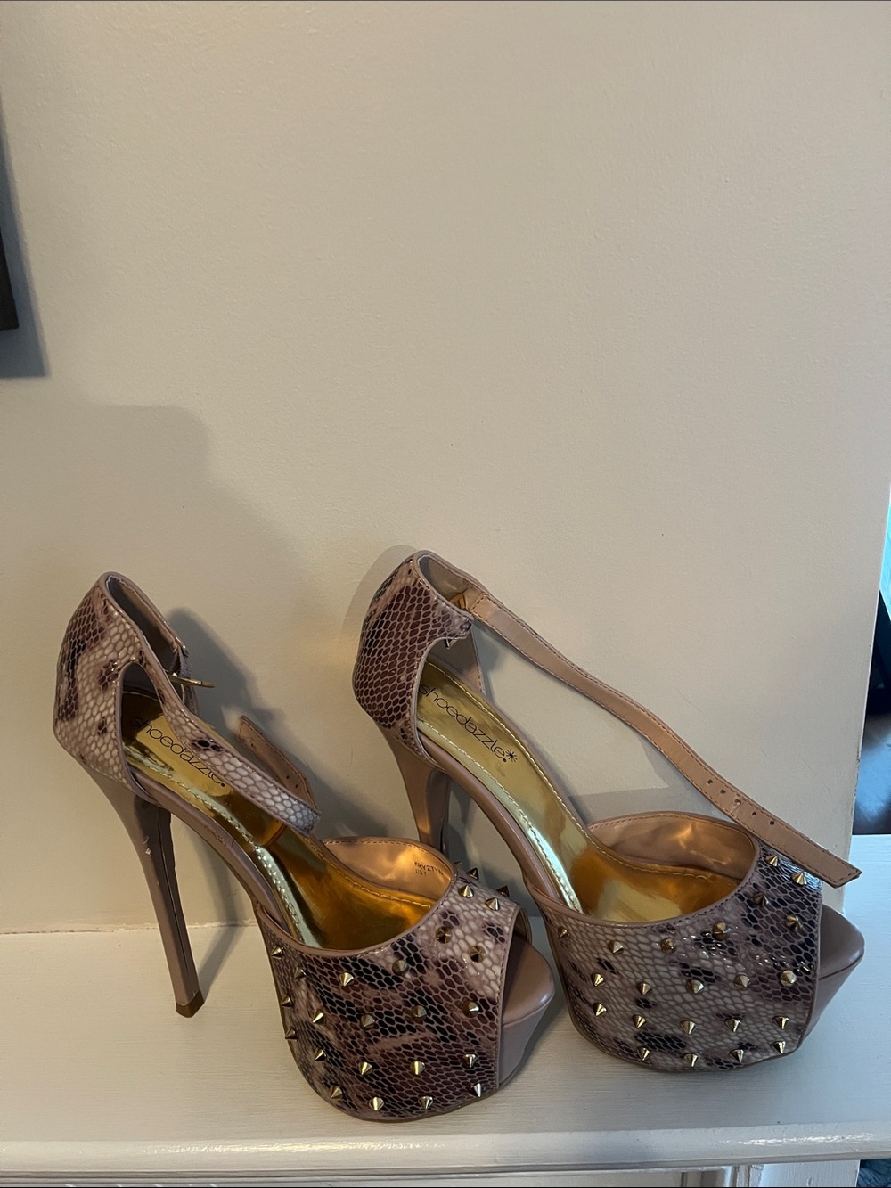 Shoedazzle Studded platform sandal